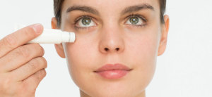 cuidado del contorno de ojos